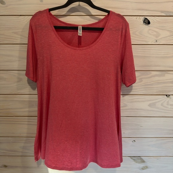 LuLaRoe Pink Short Sleeve Relaxed T-Shirt - Picture 1 of 3